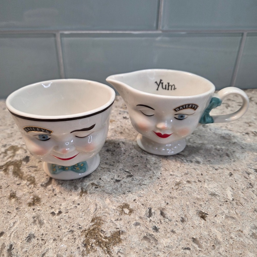 Baileys Irish Cream Winking Face Creamer and Sugar Bowl Set Limited Edition 1996